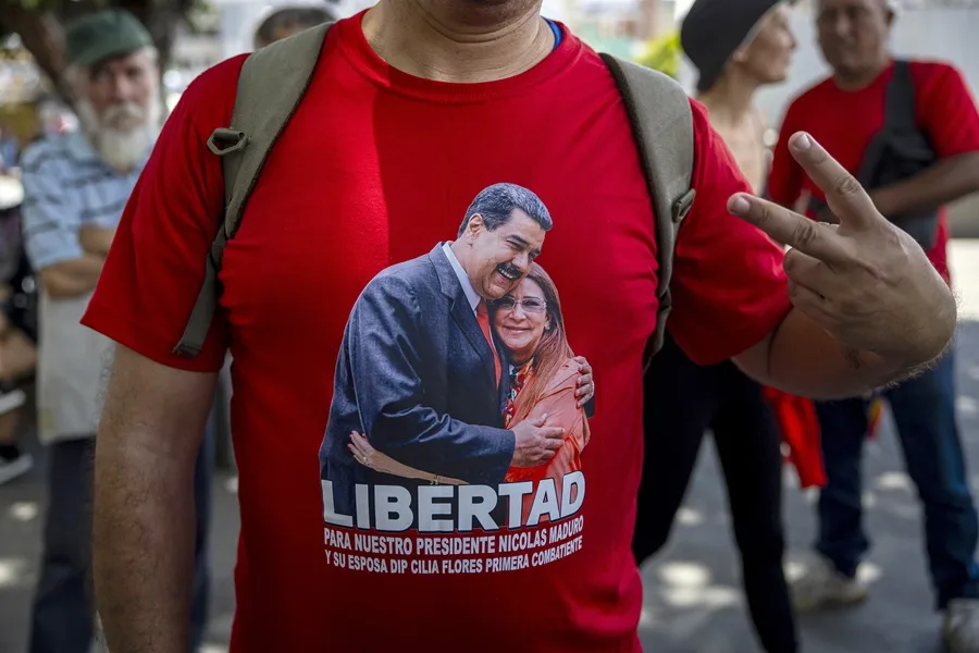 Chavistas rechazan la presencia de Estados Unidos en Venezuela y exigen la liberación de Maduro