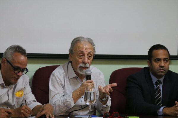 Líder chileno Luis Mesina