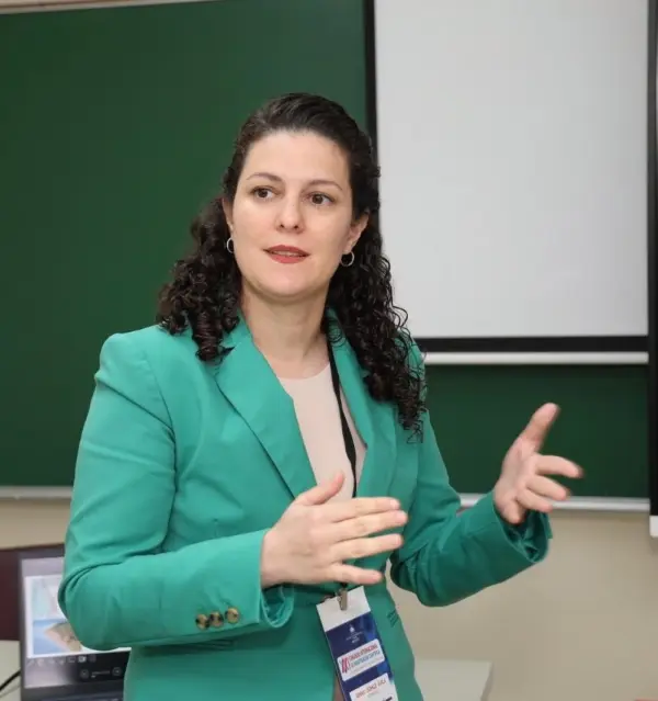 Doctora Jenny Gómez Ávila
