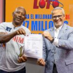 LEIDSA entrega certificado a ganador de 37 millones con el Loto