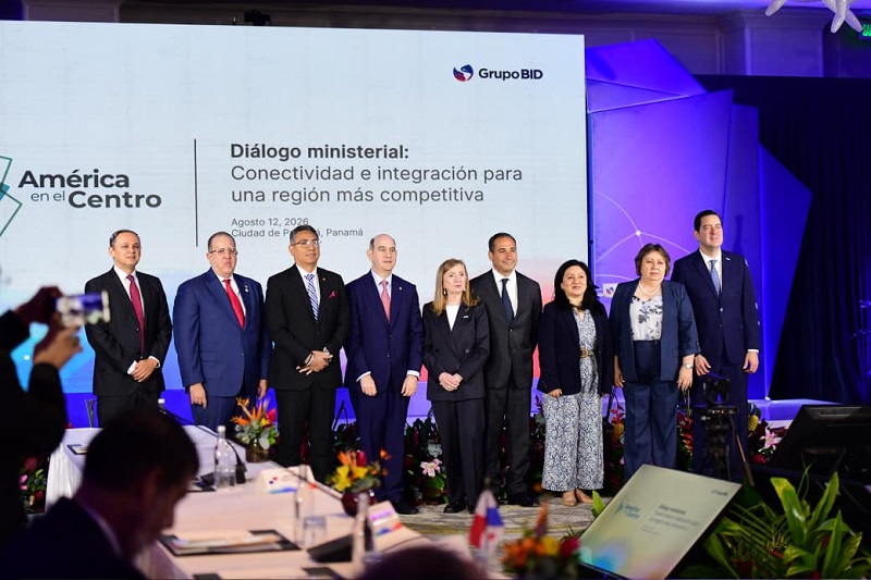 Gobierno destaca en Diálogo del BID las condiciones de RD para impulsar la competitividad