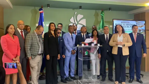 Diputados de la Fuerza del Pueblo
