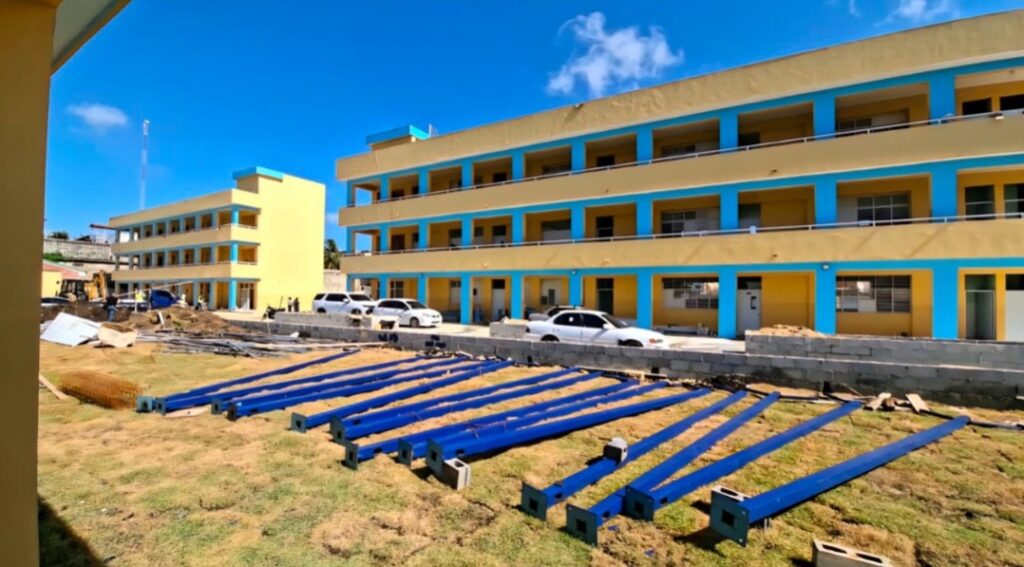 Escuela Cancino Adentro y otras de SDE incorporarán más de 60 nuevas aulas al año escolar