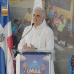 Ministro de Educación llama a gremios a “despolitizar” la educación: “No puede ser una bandera entre un partido y otro”