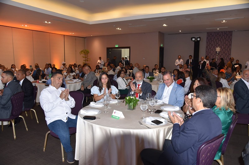 Sector comercio enfrenta desafíos por inflación, delincuencia y competencia desleal