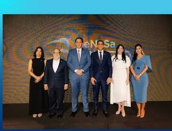 Yokasta Santana, Jefrey Lizardo, Víctor Atallah, Edward Guzmán y Julissa Senior