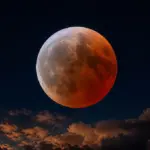 El eclipse lunar es hoy: ¿a qué hora se podrá ver y cuáles son los mejores lugares para tener una buena vista?