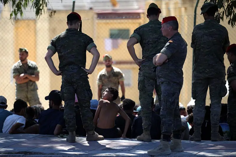 "¡No, Marruecos no!": el dilema de qué hacer con los niños no acompañados que llegaron a Ceuta