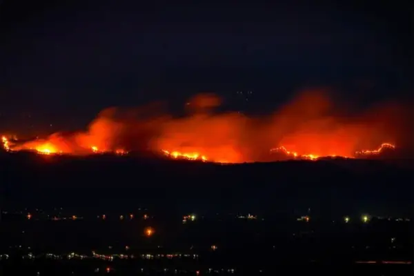 Incendio forestal en una zona rural entre los municipios de San Luis y Gualanday del departamento del Tolima (Colombia)