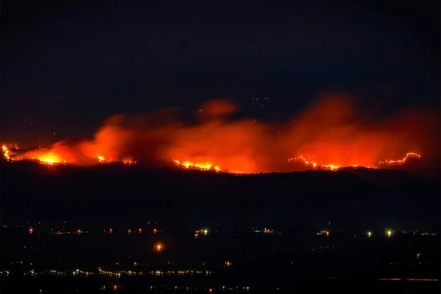 Incendio forestal en una zona rural entre los municipios de San Luis y Gualanday del departamento del Tolima (Colombia)