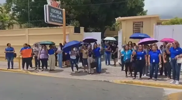 mARCHA DE MAESTROS EN PUERTO PLATA
