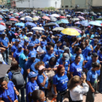 Cientos de maestros marchan en demanda del pago de RD$9,000 millones en incentivos