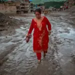 Qué causó la avalancha y otras 3 preguntas sobre la catástrofe que dejó cientos de muertos y desaparecidos en Nepal y Tíbet