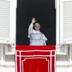 El papa urge a Ucrania y Rusia a que detengan los ataques a objetivos civiles