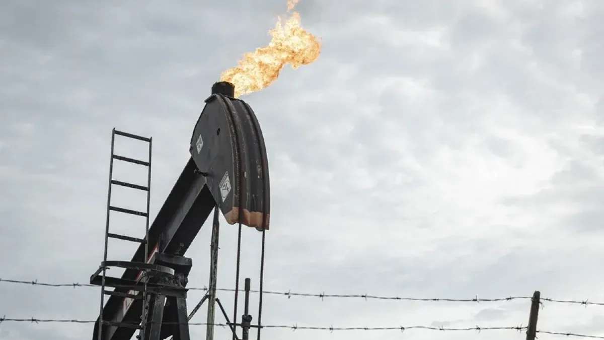 Venezuela incrementa producción petrolera y abre economía a inversión extranjera