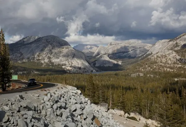 Fotografía de archivo del Parque Nacional de Yosemite, en California (EE.UU.) EFE/EPA/Tatyana Zenkovich
