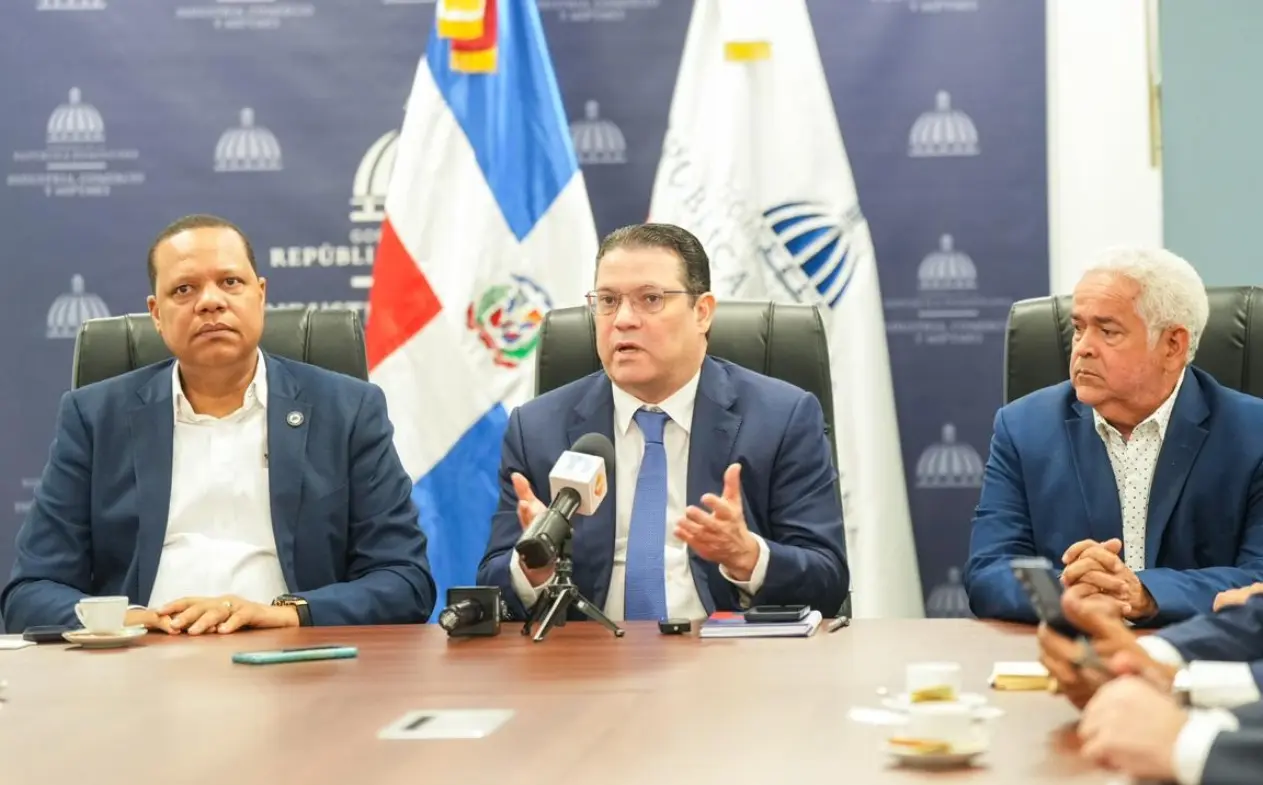 Anadegas vuelve a negociar y acepta pagos con tarjetas