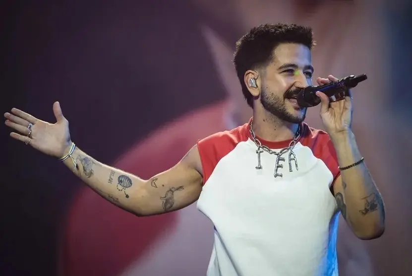 Raphael y Camilo protagonizarán los especiales de Navidad