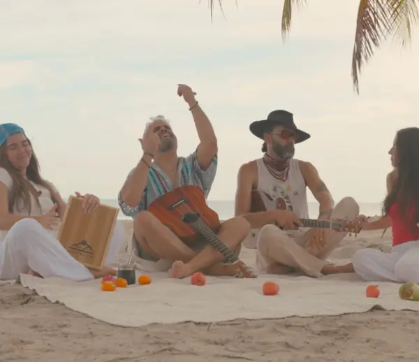Daniel Santacruz y Eliacim estrenan el nuevo tema.