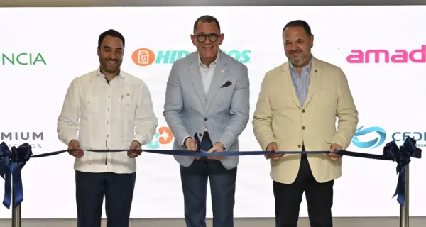 Juan Mustafá, Martín Gabirondo y Henry Fuentes.