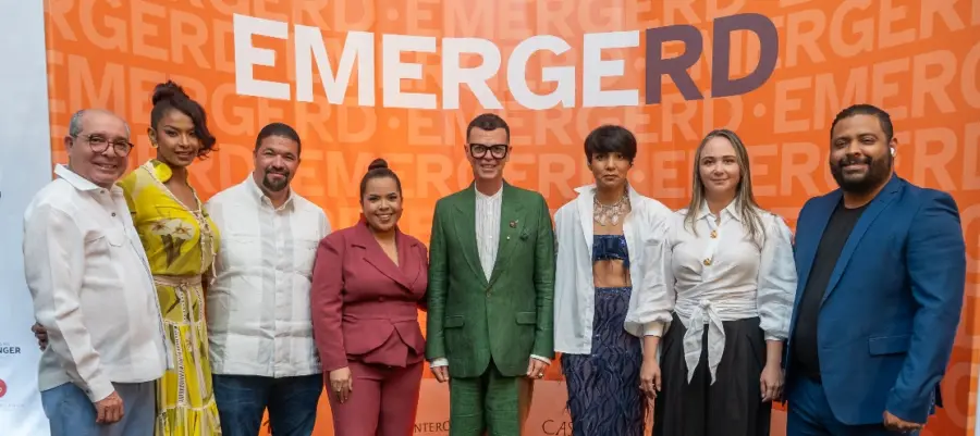 Henry Coradín, Angélica de los Santos, Joan González, Marielle Araujo, Sócrates Mckinney, Ichanell Rodríguez, Estela Coiscou y  Francis Rosa.