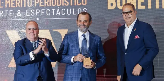 Reconocimiento de Acroarte a José Miguel Bonetti.