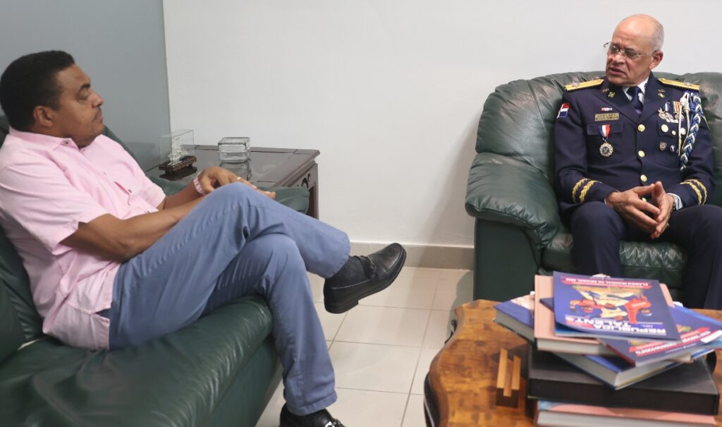 Director de Policía Nacional, oficial fraguado en las lides investigativas