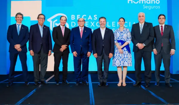 Carlos Mitnik, Miguel Fiallo Calderón,  Arturo del Villar Alburquerque,  Rafael Santos Badía, Eduardo Cruz,  Odile Camilo Vincent, Erick Pérez Vega y Julio Ferreira.