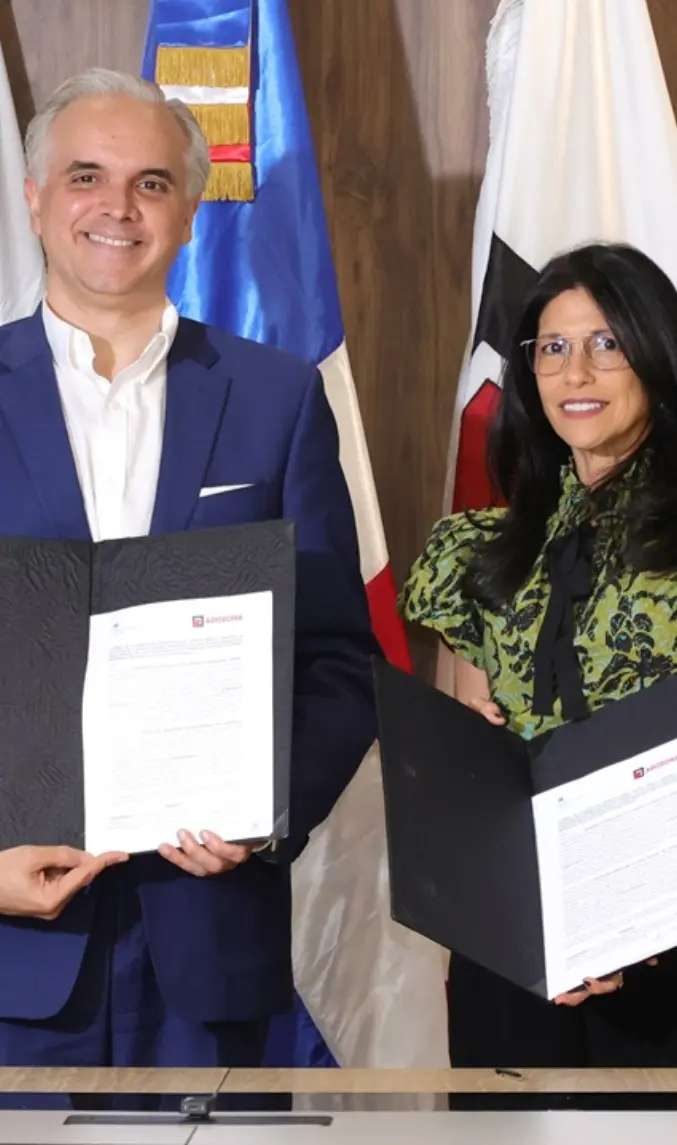 Luis Miguel de Camps y Claudia Pellerano.