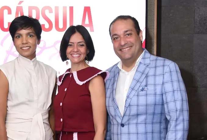 Chanell Rodríguez, Paola Rojas y  Luis Betances.