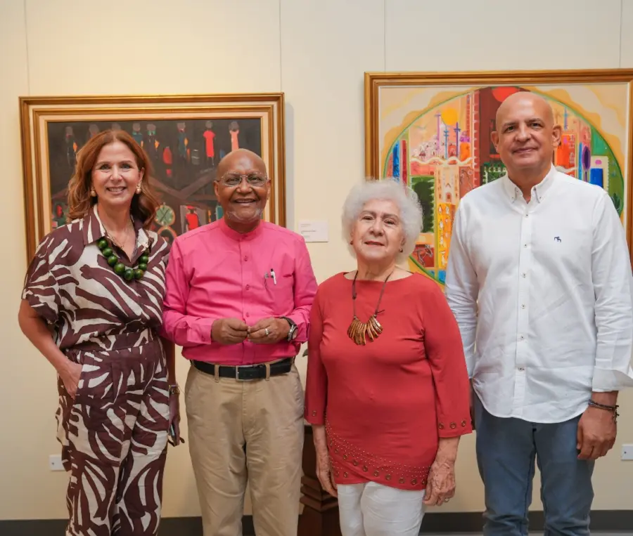 Carmen Rita Cordero, Abil Peralta Agüero, Myrna Guerrero Villalona y José Enrique Delmonte.