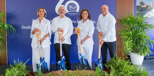 La  unidad es construida en terrenos donados por Central Romana Corporation, Ltd.