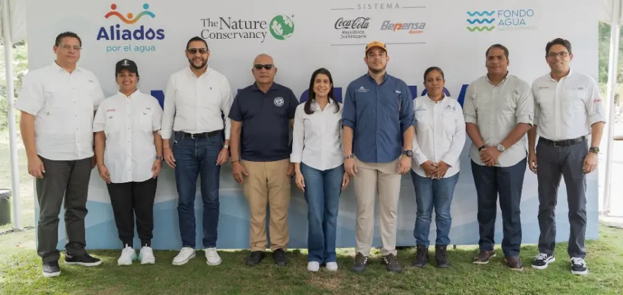 El Sistema Coca-Cola, junto a sus aliados, abrió las puertas de la microcuenca para mostrar cómo la inversión en restauración y manejo sostenible ha transformado el territorio.