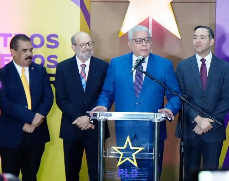 Los peledeístas lamentan que Inabie no salga de escándalos.