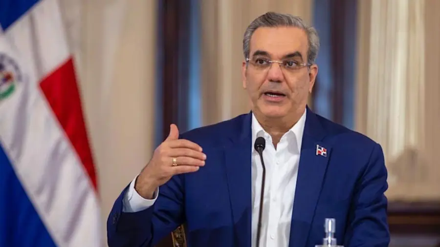 Presidente Abinader entregará en NY el pasaporte biométrico; le harán protesta este domingo en Lehman College