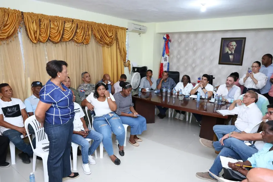Arnaud y comunitarios Hato Damas