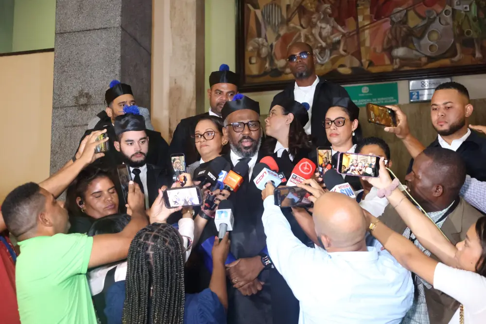 Autoridades dan declaraciones a la prensa a la salida de la sala de audiencia del Caso Senasa 2.0. Olga Vergés