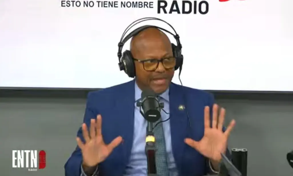 “La principal bacteria en salud es que se roba mucho y a los ladrones no les pasa nada", denuncia presidente Colegio Médico