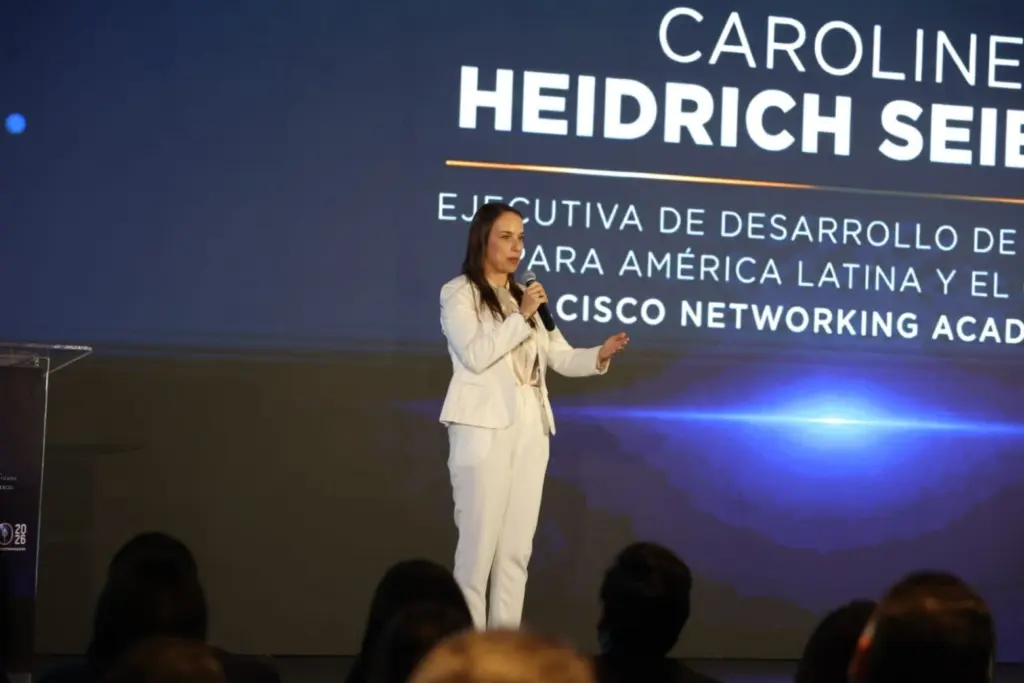 Gobierno dispone de unas 15 mil becas para capacitación en tecnología