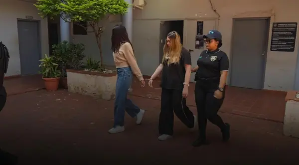 Colombianas apresadas por supuestamente sedar hombre