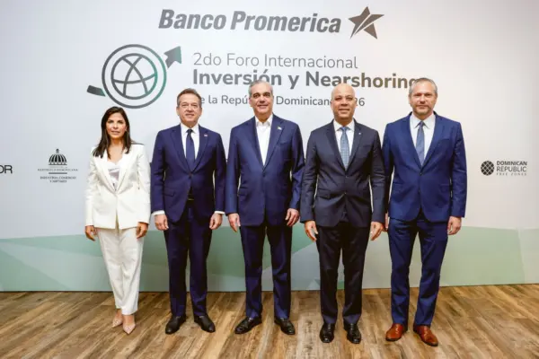 Promerica reúne a líderes en un foro