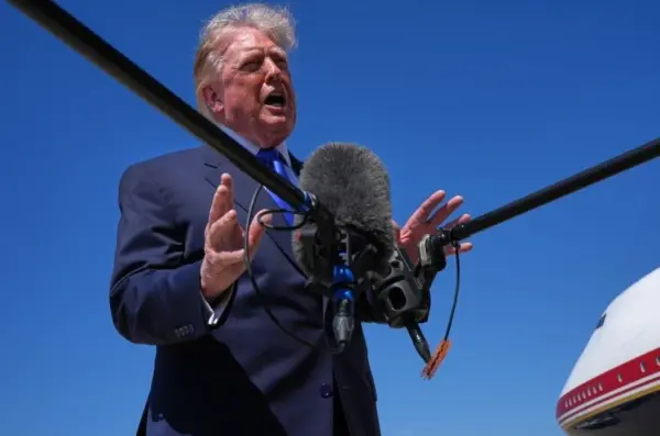 Trump hace referencia a la guerra con Irán.