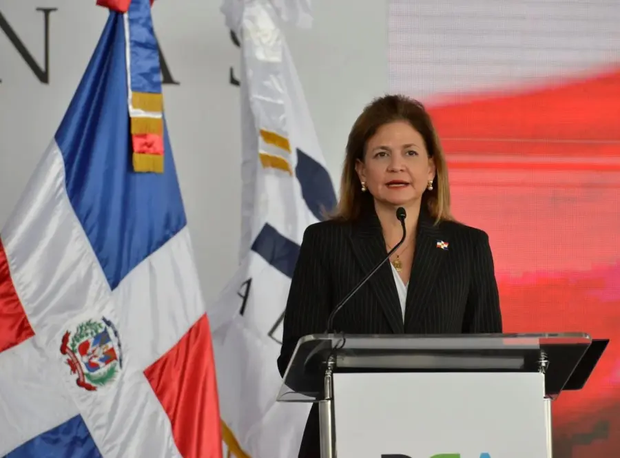Raquel Peña es de las aspirantes a la nominación presiden