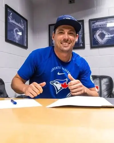 CJ Van Eyk  ha sido anunciado refuerzo  Tigres del Licey.