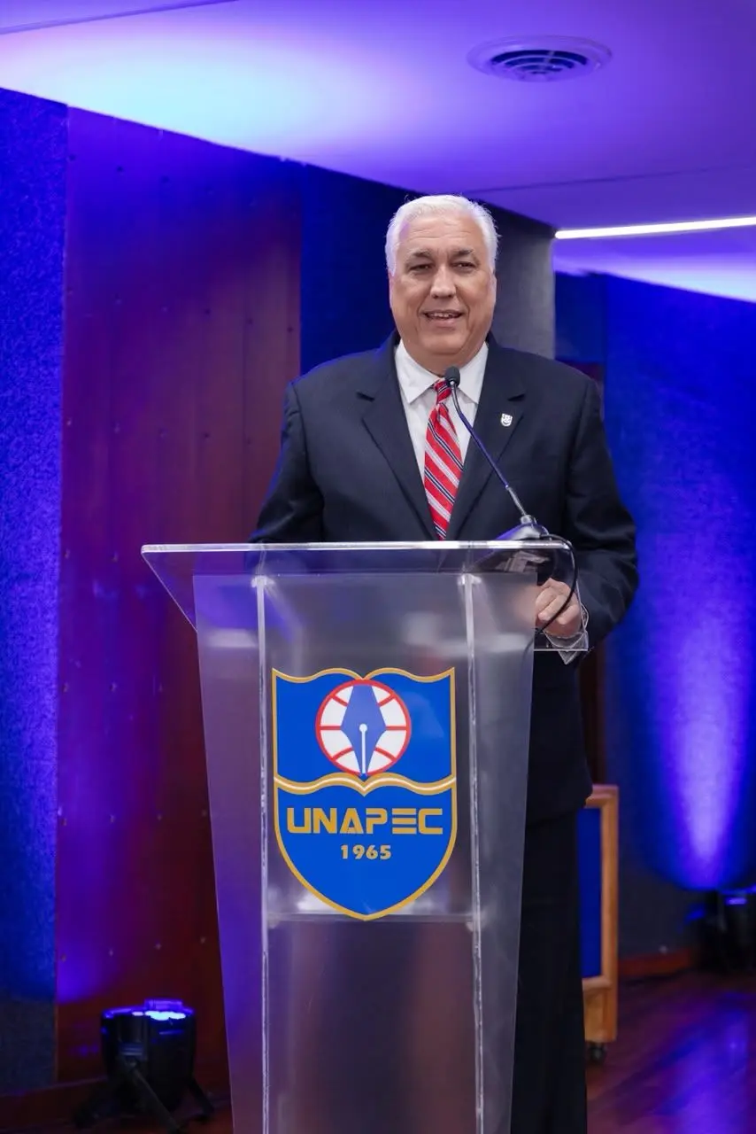 Erik Federico Pérez Vega, rector de Unapec.