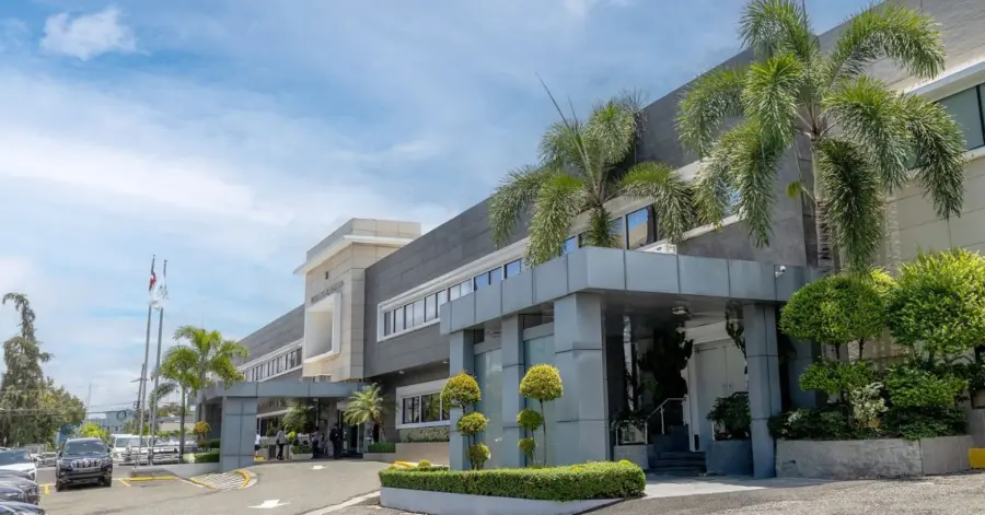 Fachada-del-Ministerio-de-Hacienda-y-Economia-MHE-e1783977748884