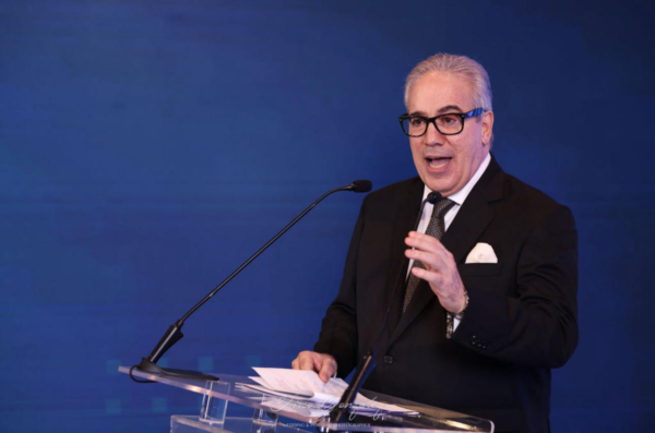La Fedombal honrará a Fernando Hasbún