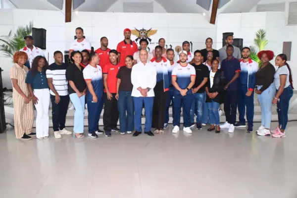 Reconocen a medallistas, dirigentes y fisioterapeutas destacados en los Centroamericanos
