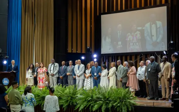 Iglesia Jesucristo Fuente de Amor llama a construir una República Dominicana más justa, segura y solidaria