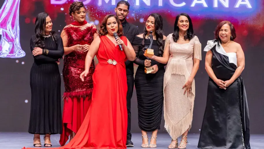 Marielle Araujo, CEO de Fashion Freak, en la premiación.